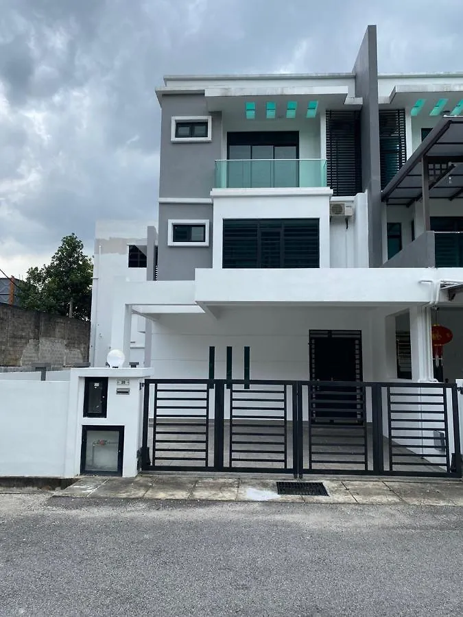 A Home - Homestay Near St Anne Church Bukit Mertajam